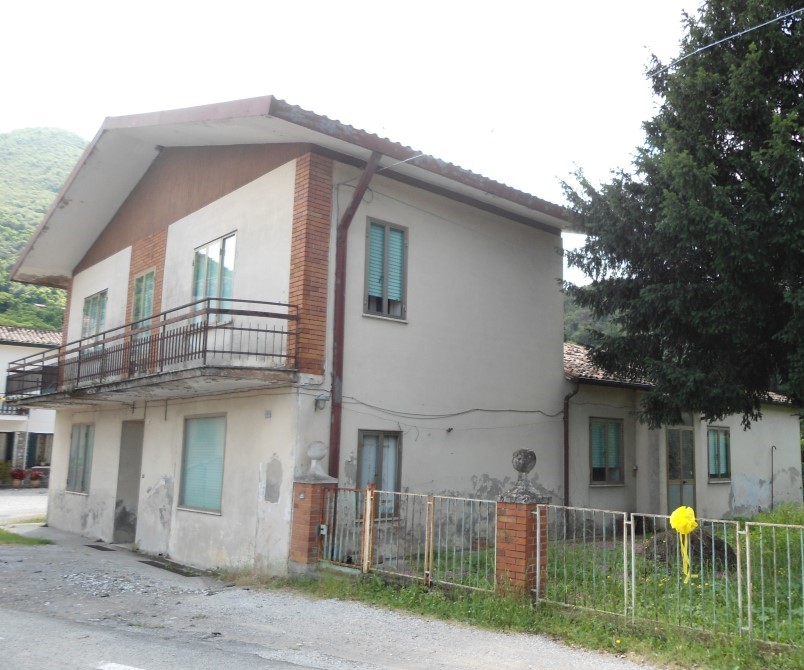 CARBONARA DI ROVOLON (PD) CASA INDIPENDENTE DA RISRUTTURARE