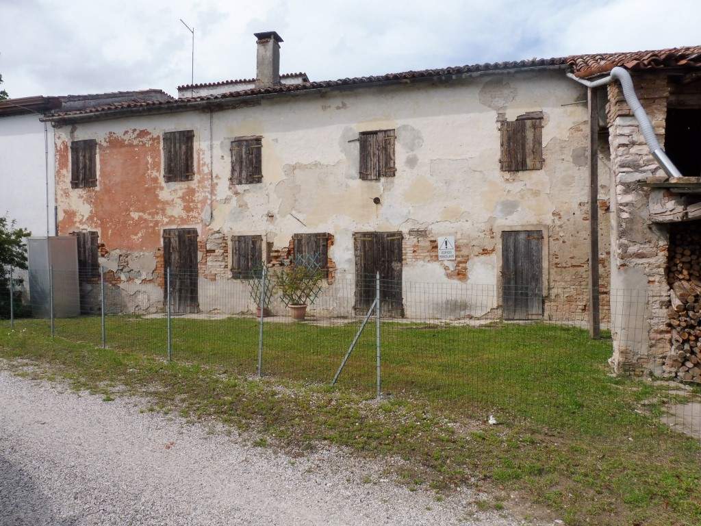 CERVARESE S. CROCE (PD) RUSTICO DA RISTRUTTURARE